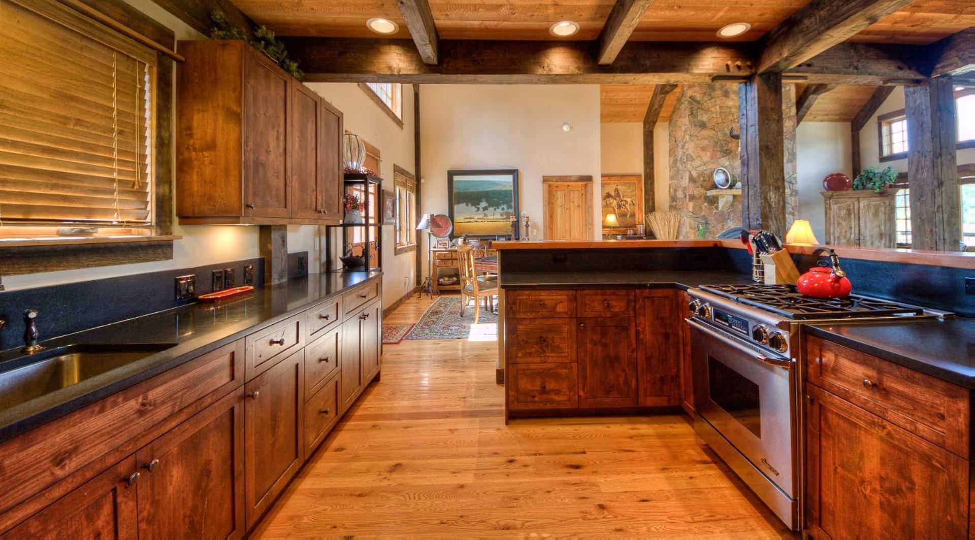Antler Ridge Lodge بيغ سكاي المظهر الخارجي الصورة
