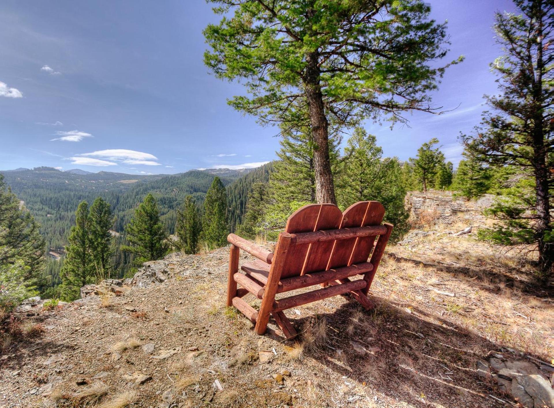 Antler Ridge Lodge بيغ سكاي المظهر الخارجي الصورة