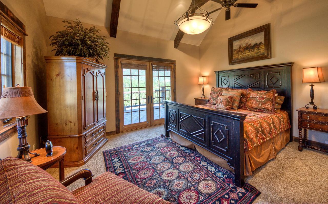 Antler Ridge Lodge بيغ سكاي المظهر الخارجي الصورة