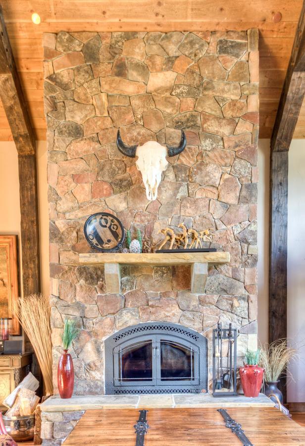 Antler Ridge Lodge بيغ سكاي المظهر الخارجي الصورة
