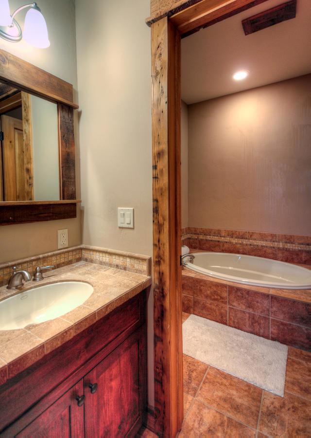 Antler Ridge Lodge بيغ سكاي المظهر الخارجي الصورة